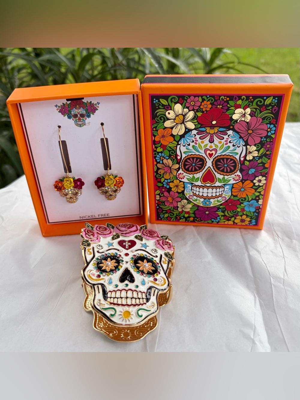 NIB BETSEY JOHNSON Colorful Sugar Skull and Floral Earrings/Large Hair Claw🩷☠️🎃🖤